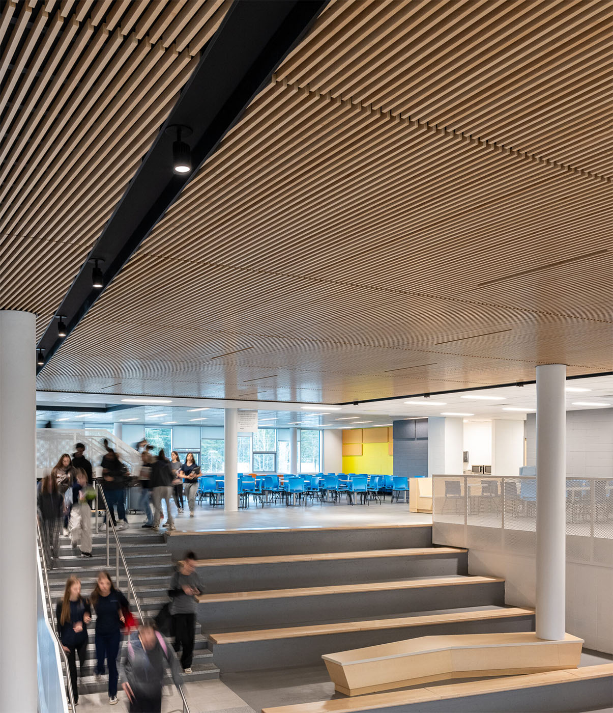 Ecole-Terrebonne_Woodzco_3-crop